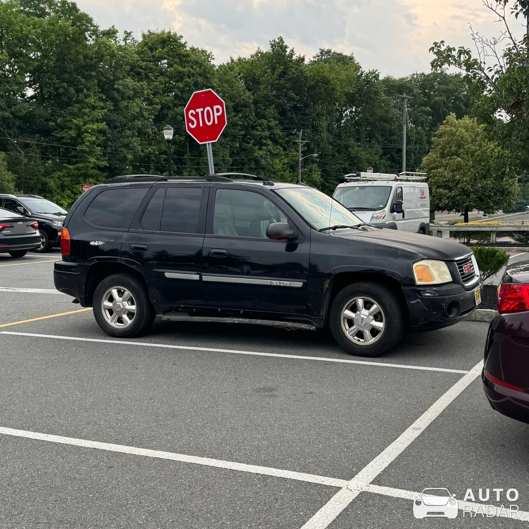 GMC Envoy spotted in Bridgewater