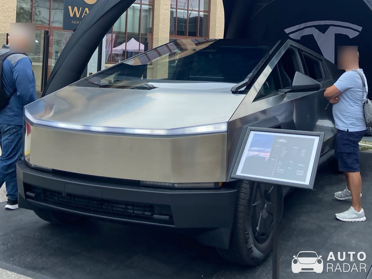 Tesla Cybertruck spotted in München