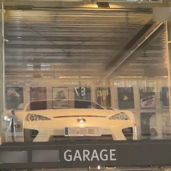Lexus LFA spotted in München, Deutschland