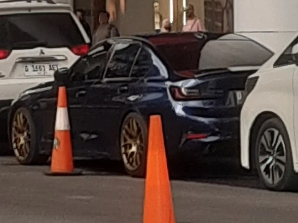 BMW 3 Series G20 spotted in Kota Bandung, Indonesia