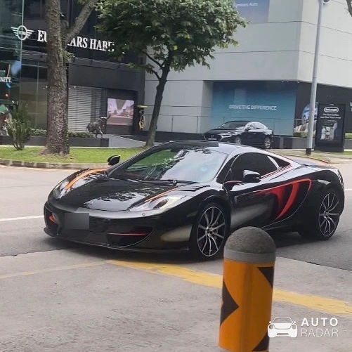 McLaren 12C Singapore Edition spotted in Singapore
