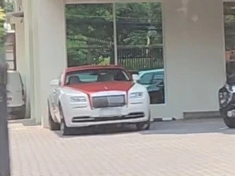 Rolls-Royce Wraith spotted in Central Jakarta, Indonesia