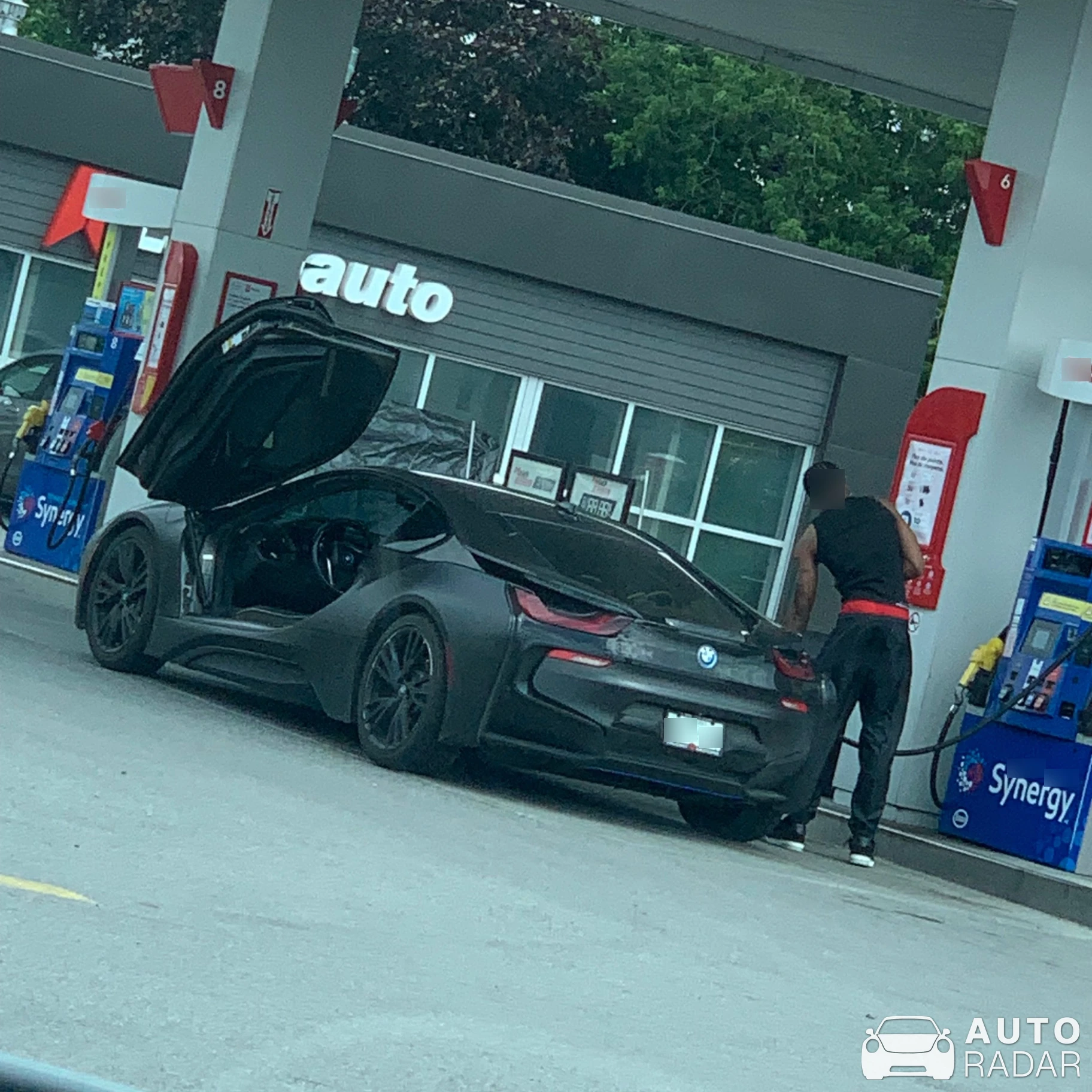 BMW i8 spotted in Montreal, Canada