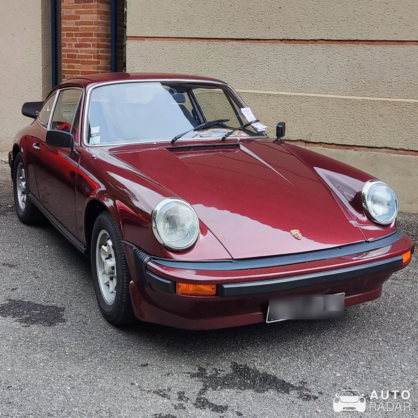Porsche 911 SC spotted in , France
