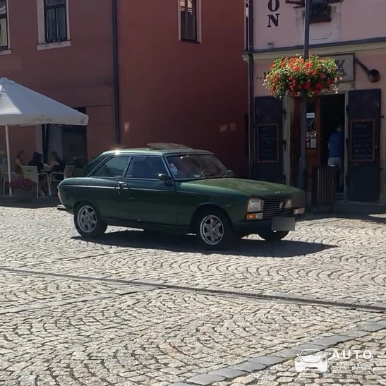 Peugeot 504 Coupé spotted in Sosnová