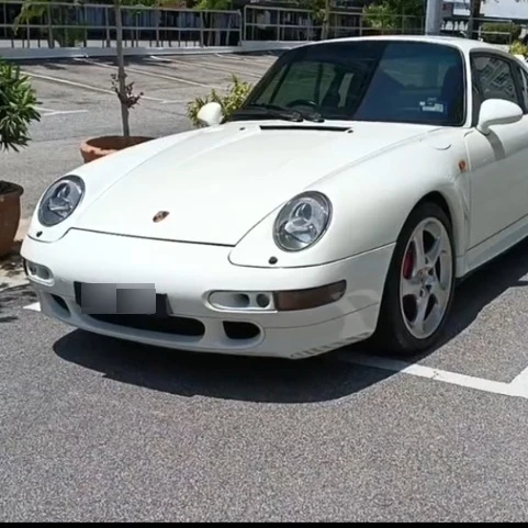 Porsche 911 (993) Carrera spotted in 马六甲, 马来西亚