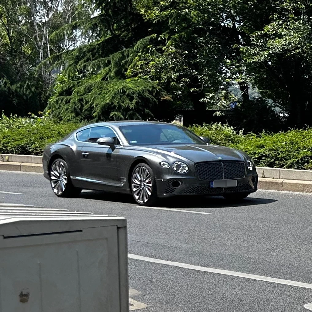 Bentley Continental GT Mulliner spotted in Budapest, Hungary