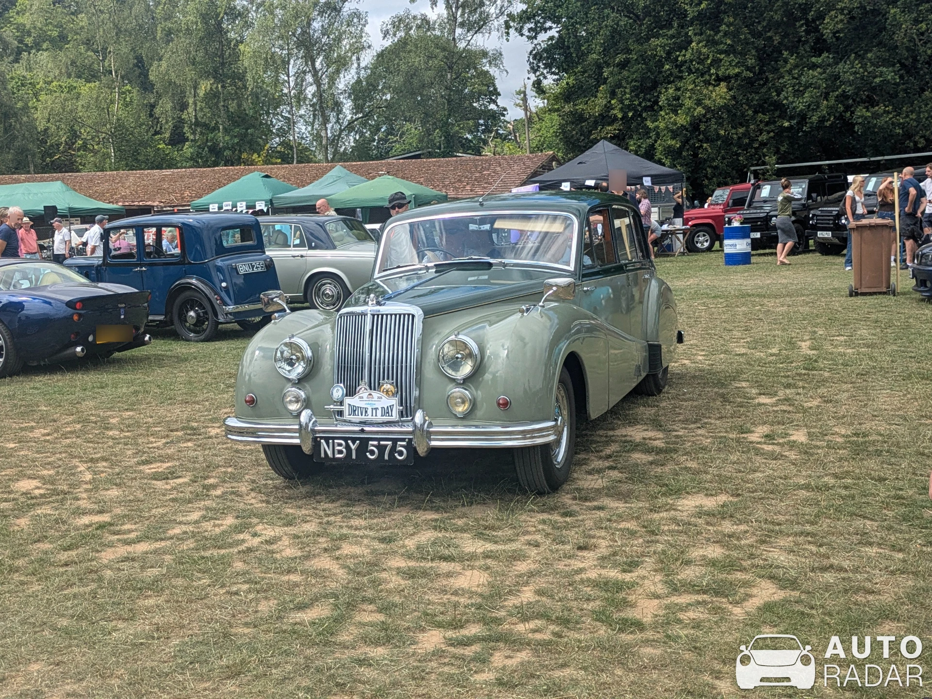 Armstrong Siddeley Star Sapphire spotted in Rickmansworth