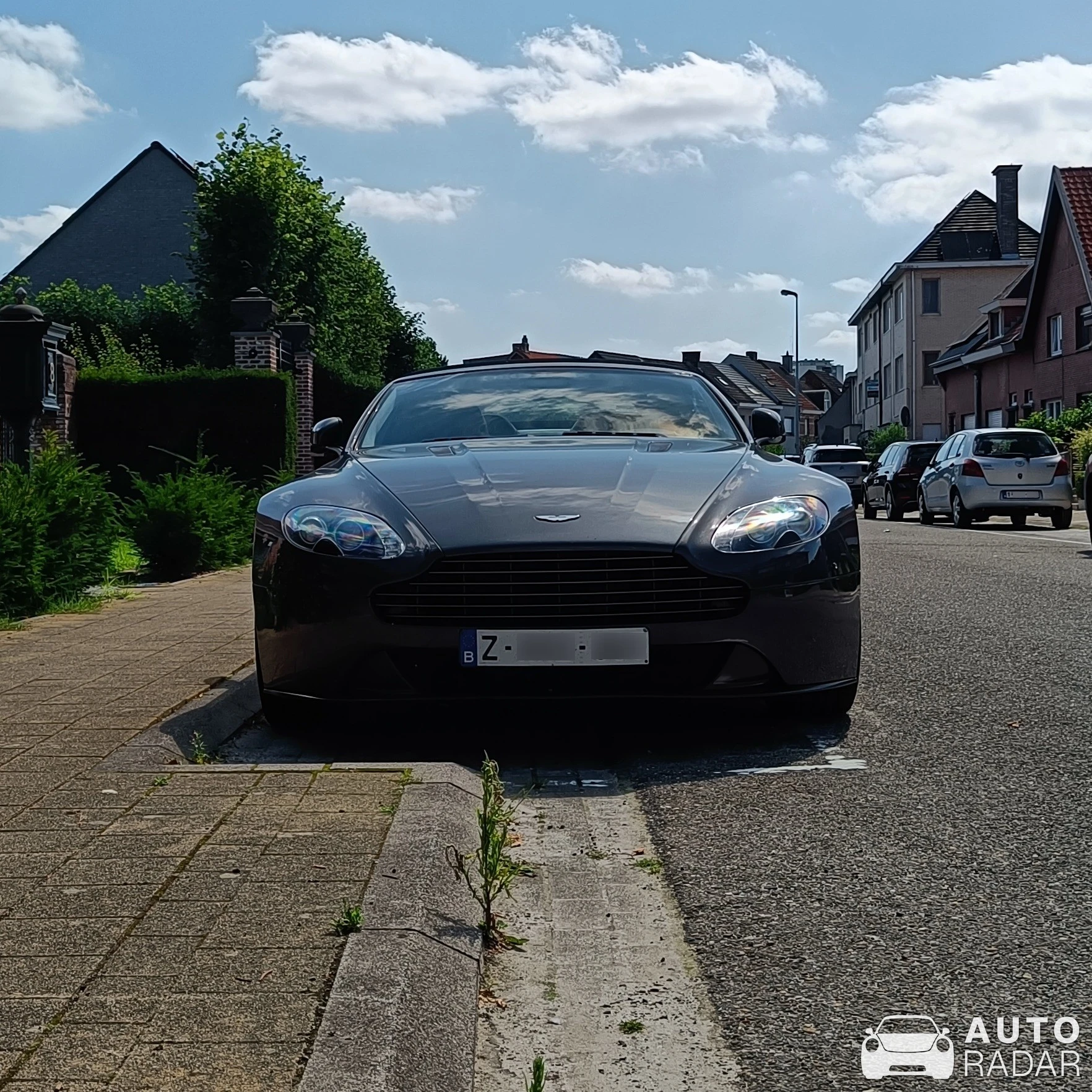 Aston Martin V8 Vantage Roadster spotted in Sint-Niklaas, België