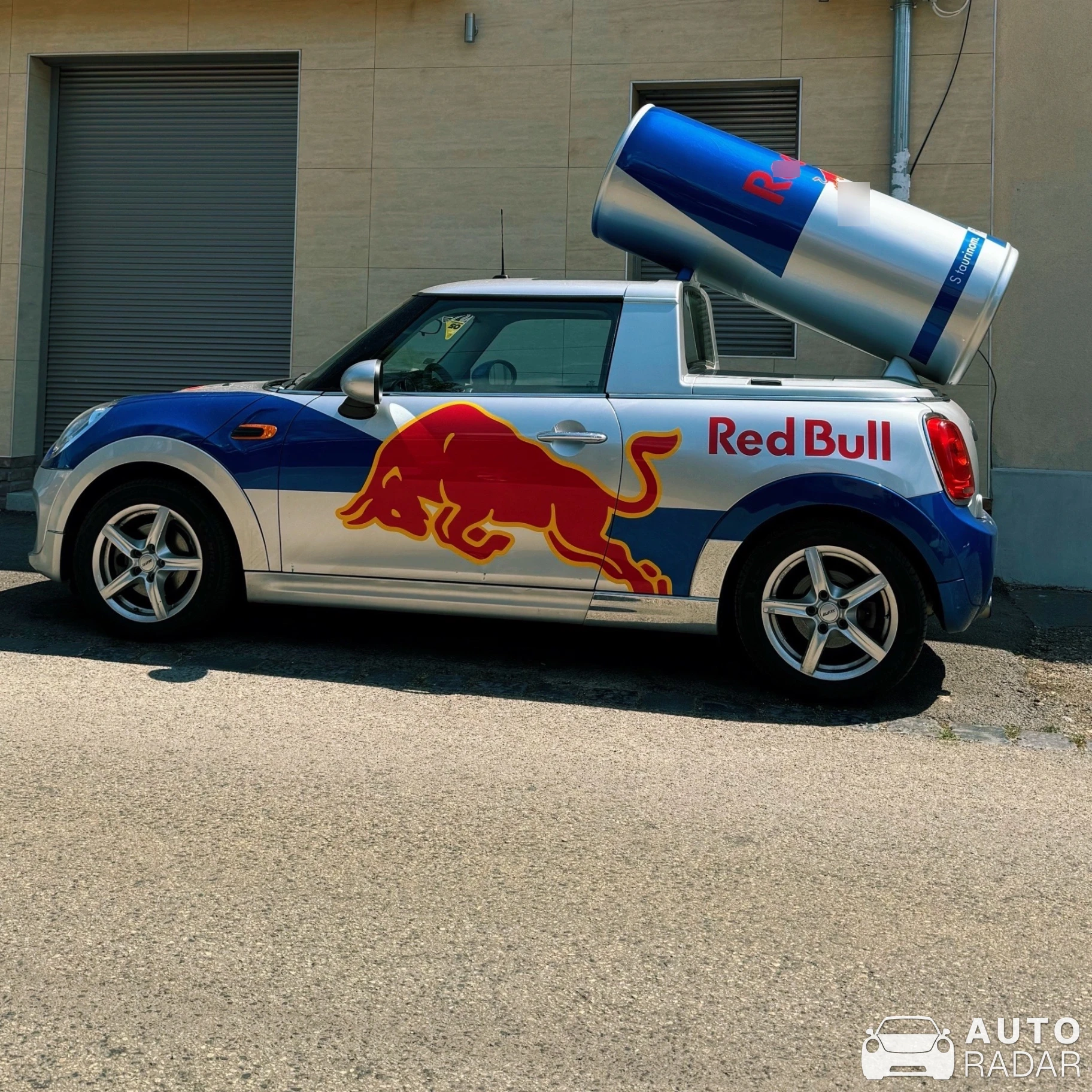 MINI Cooper spotted in Budapest, Hungary