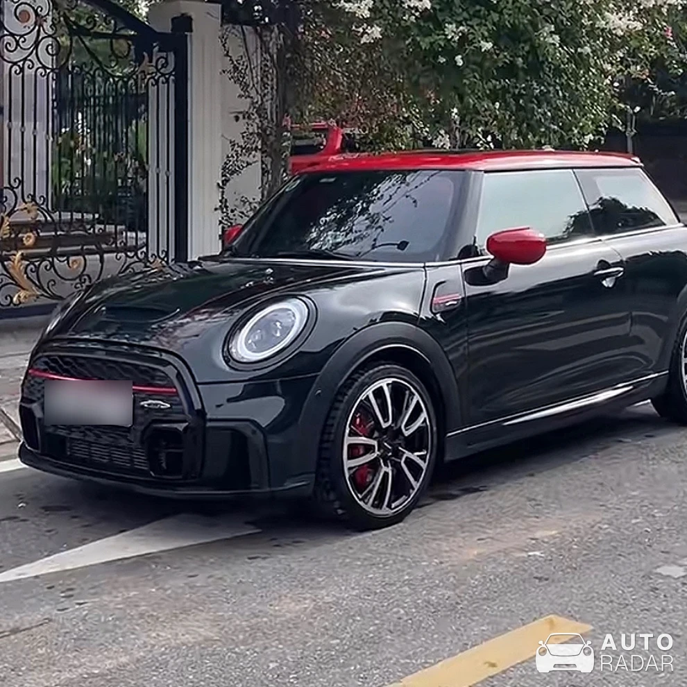 Mini Cooper S F56 John Cooper Works spotted in Vĩnh Phúc