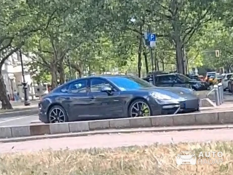 Porsche Panamera spotted in Berlin