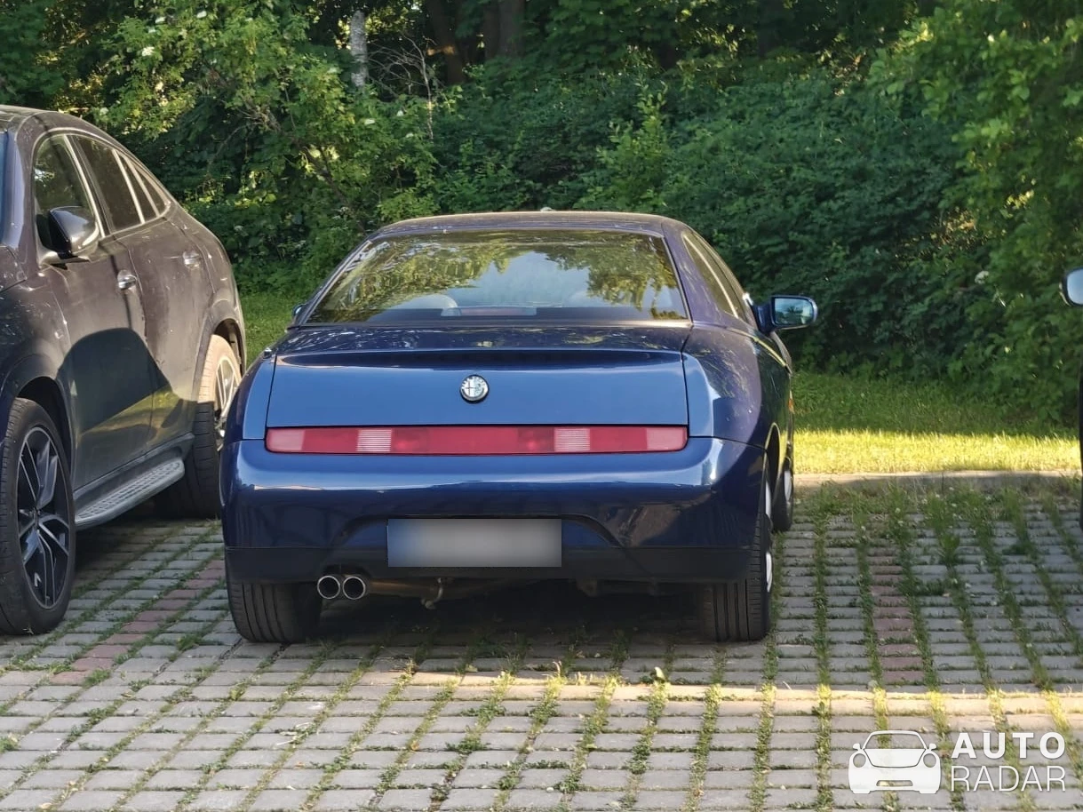 Alfa Romeo GTV spotted in Kuressaare