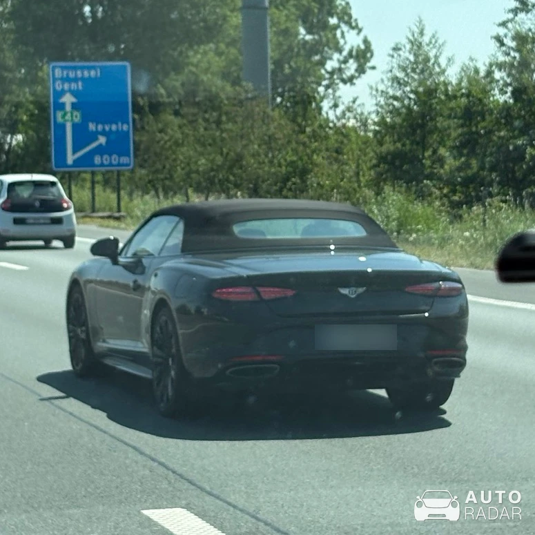 Bentley Continental GTC spotted in Aalter
