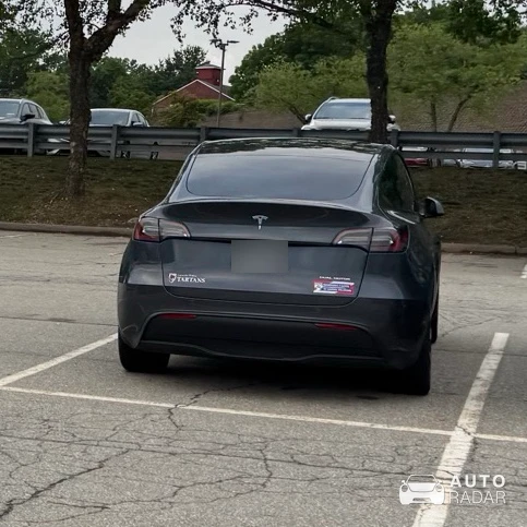Tesla Model Y spotted in Woodbury