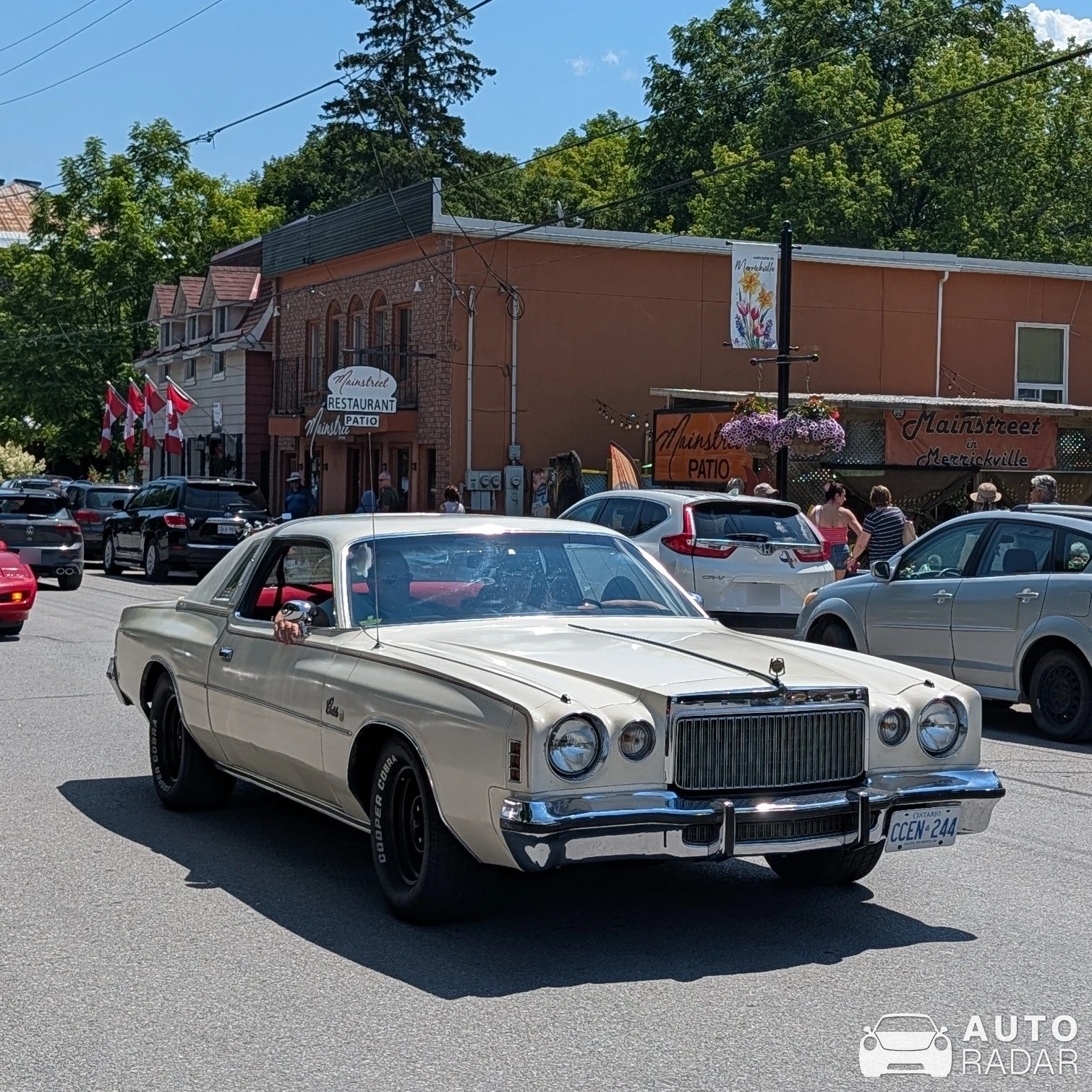 Chrysler Cordoba spotted in Merrickville