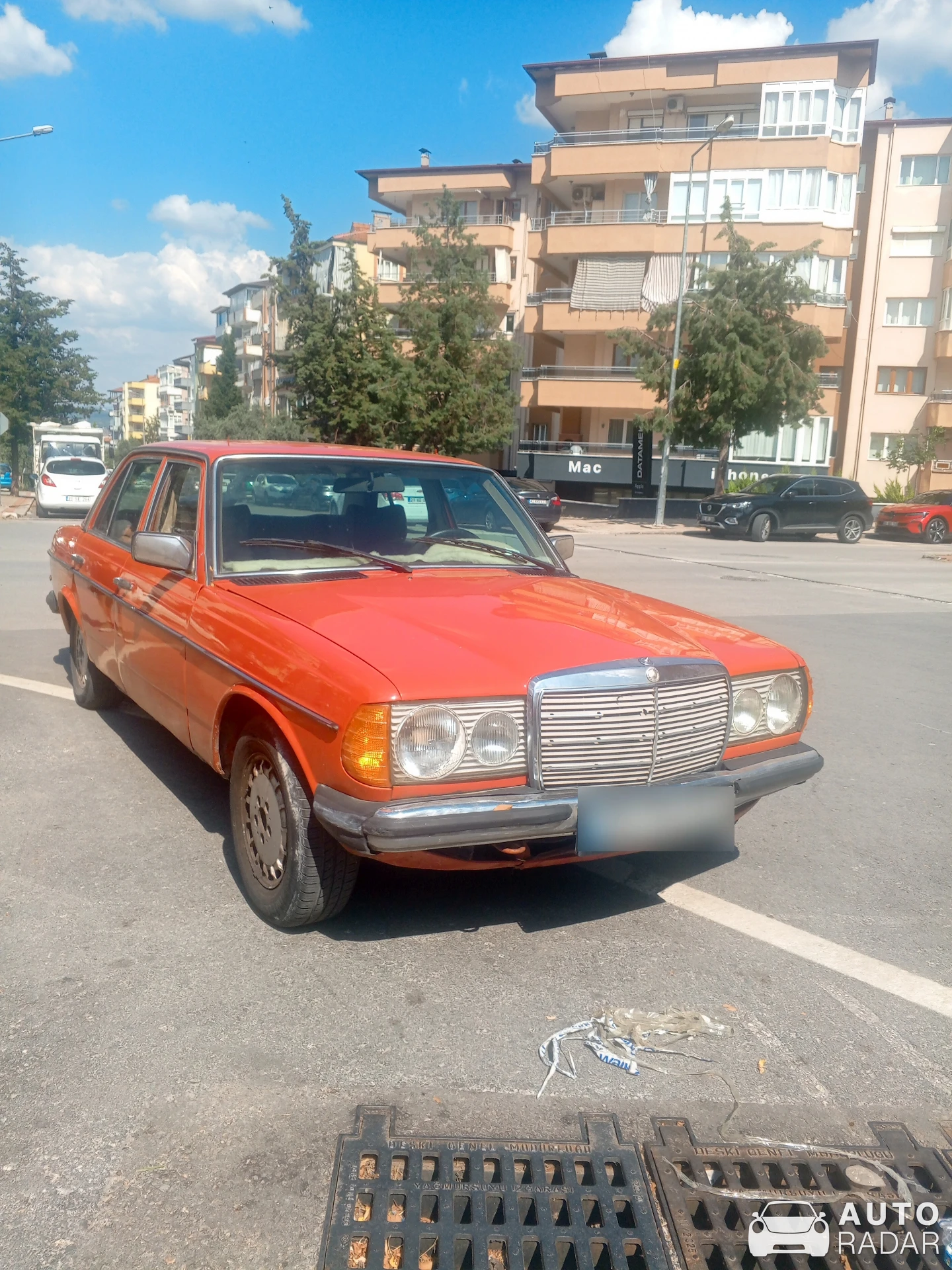 Mercedes-Benz 200 spotted in Pamukkale