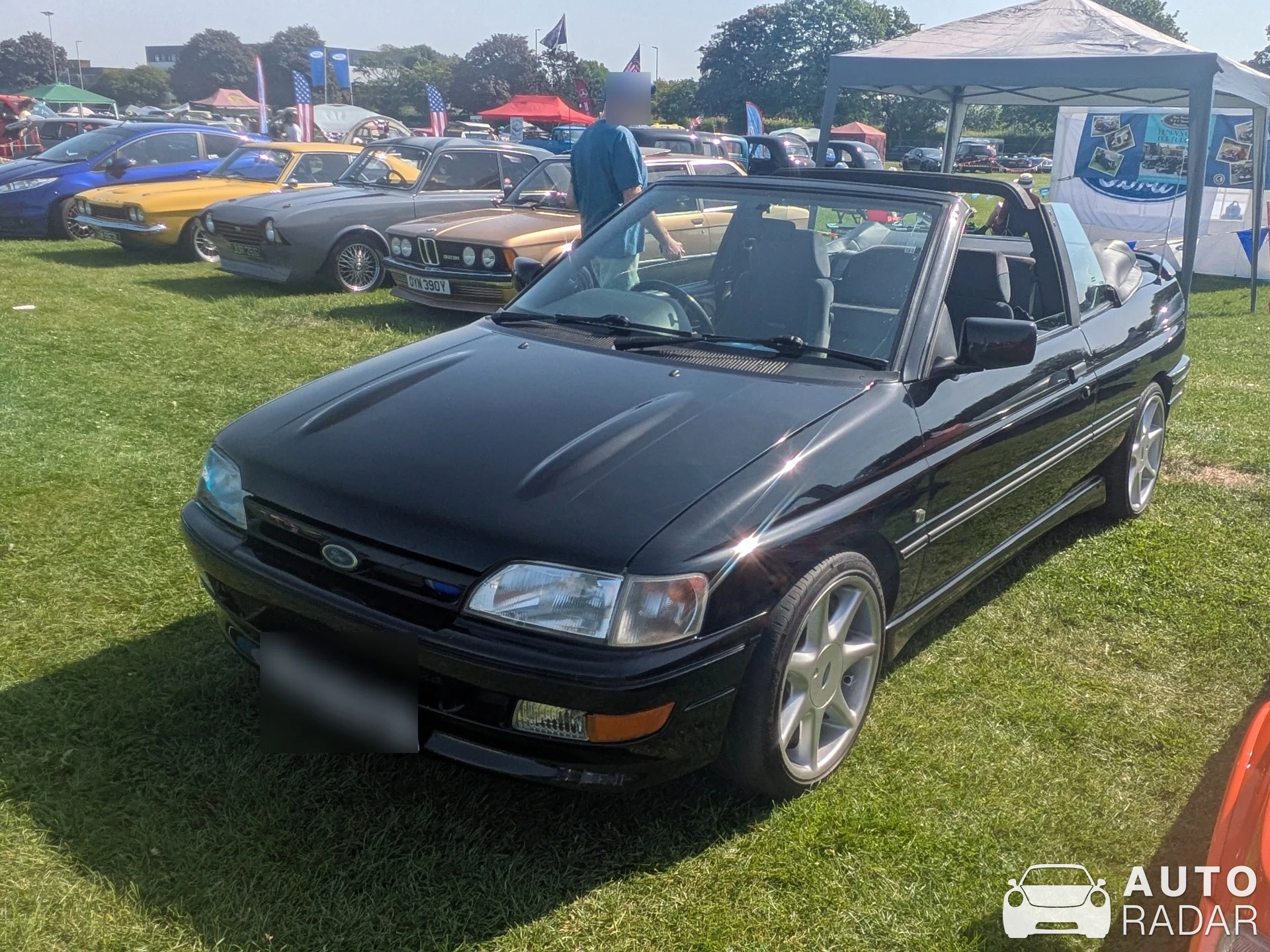 Ford Escort XR3i Cabriolet spotted in Enfield
