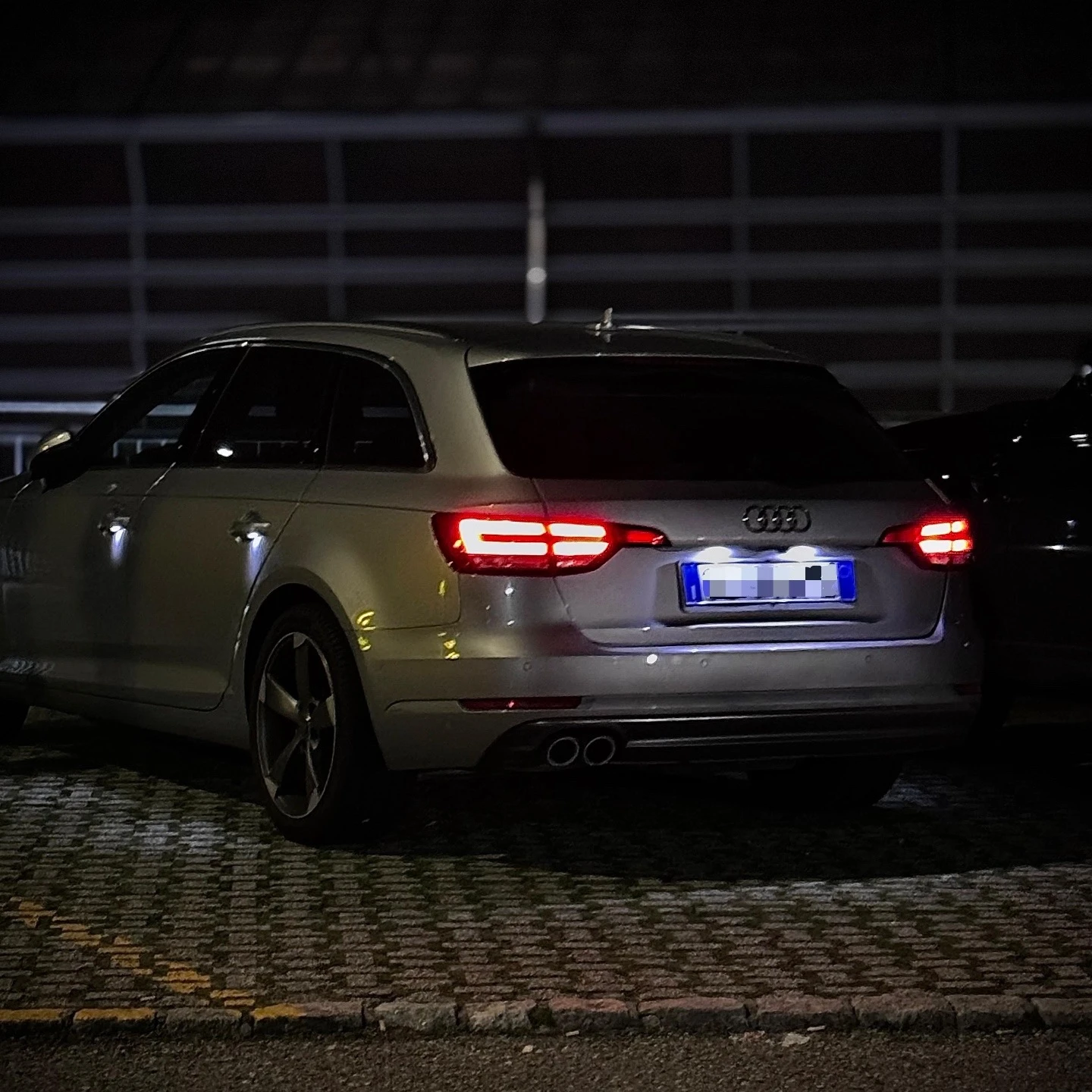 Audi A4 2.0 TDI  spotted in Città metropolitana di Milano, Italia