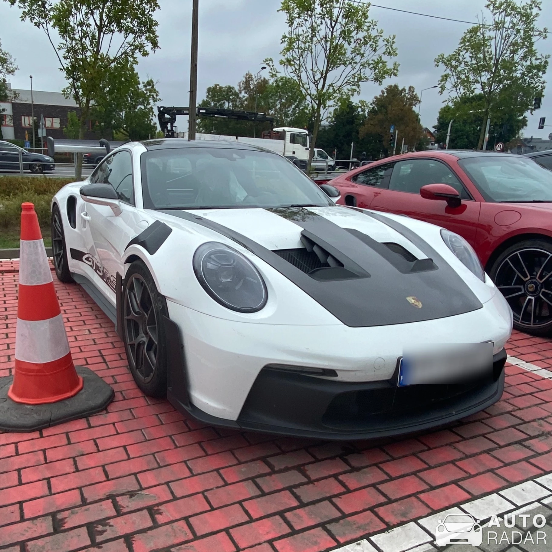 Porsche 992 GT3 RS MkI spotted in Warszawa, Poland