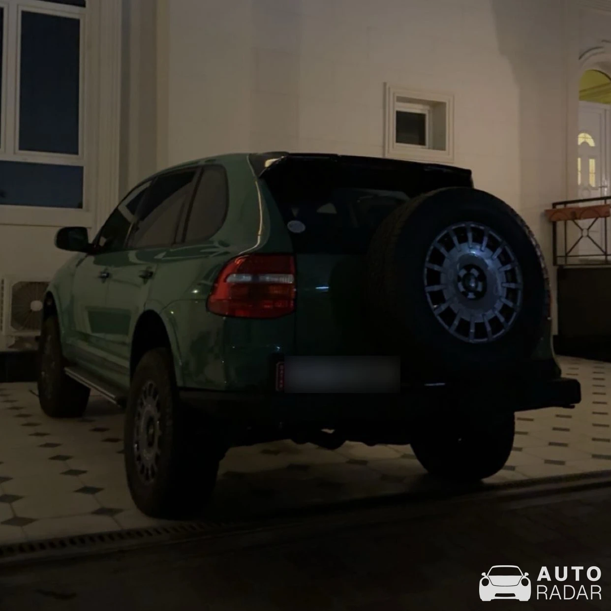 Porsche Cayenne spotted in Doha, Qatar