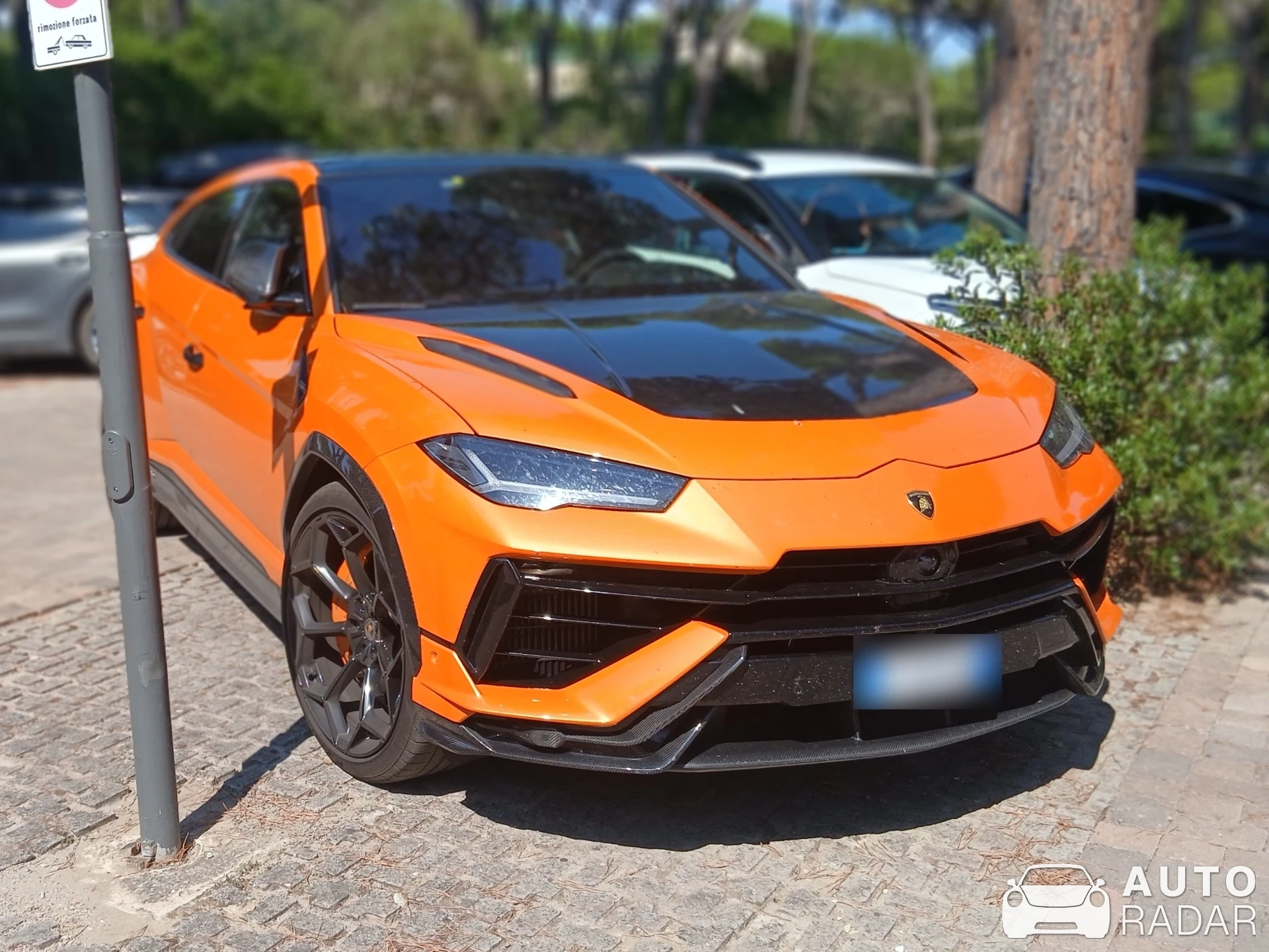 Lamborghini Urus Performante spotted in Castiglione della Pescaia