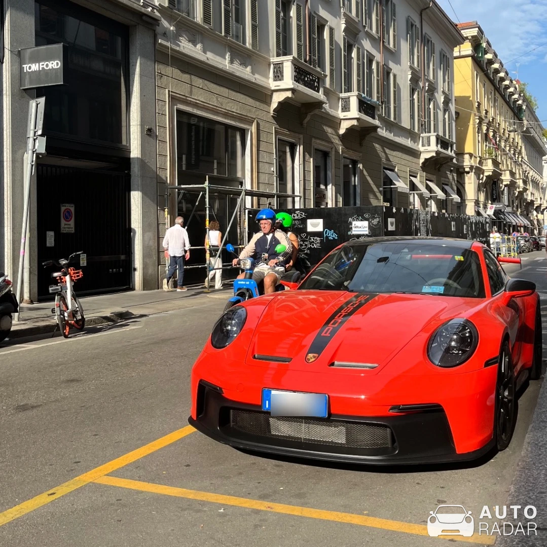 Porsche 992 GT3 MkI spotted in , Италия