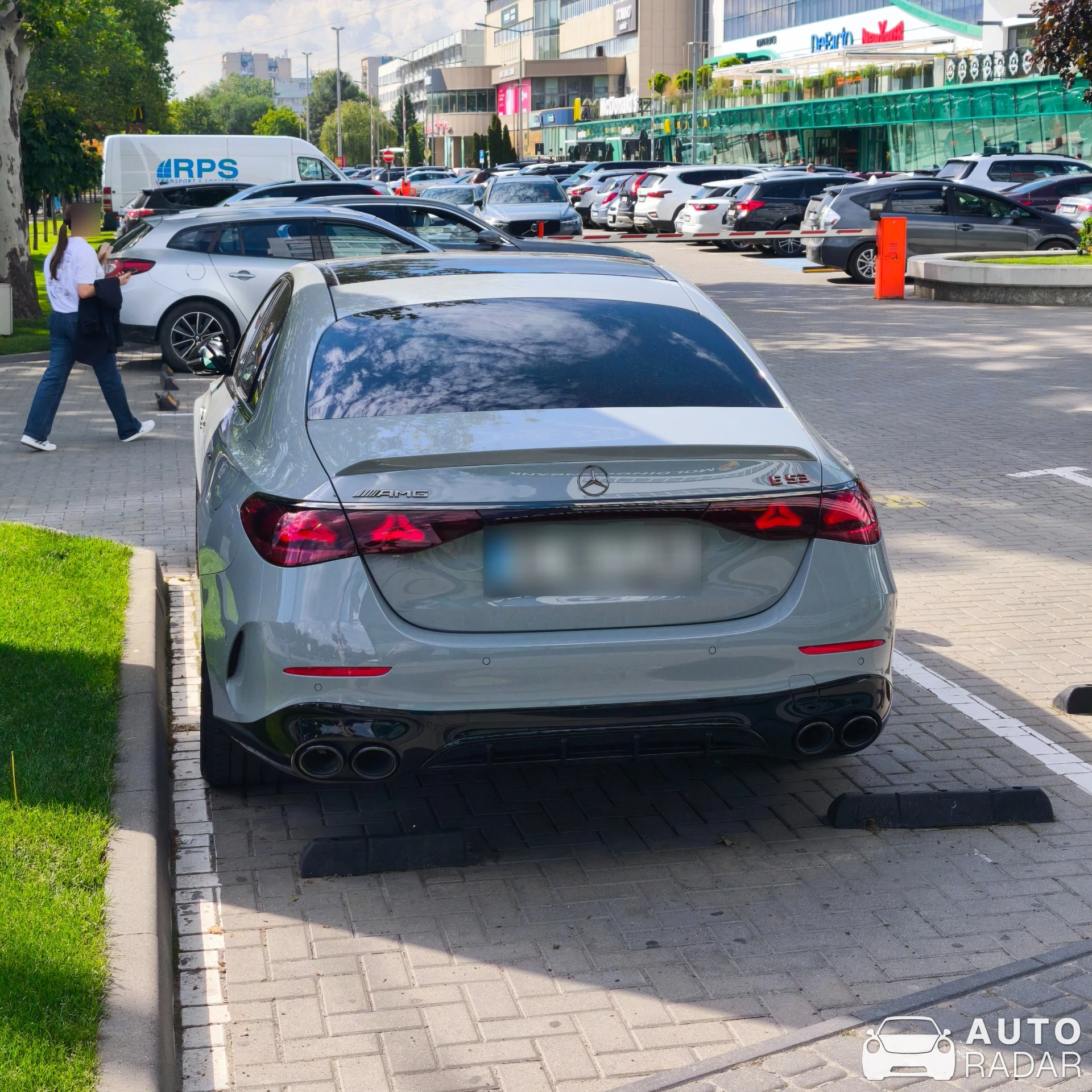 Mercedes-AMG E 53 W214 spotted in Stăuceni