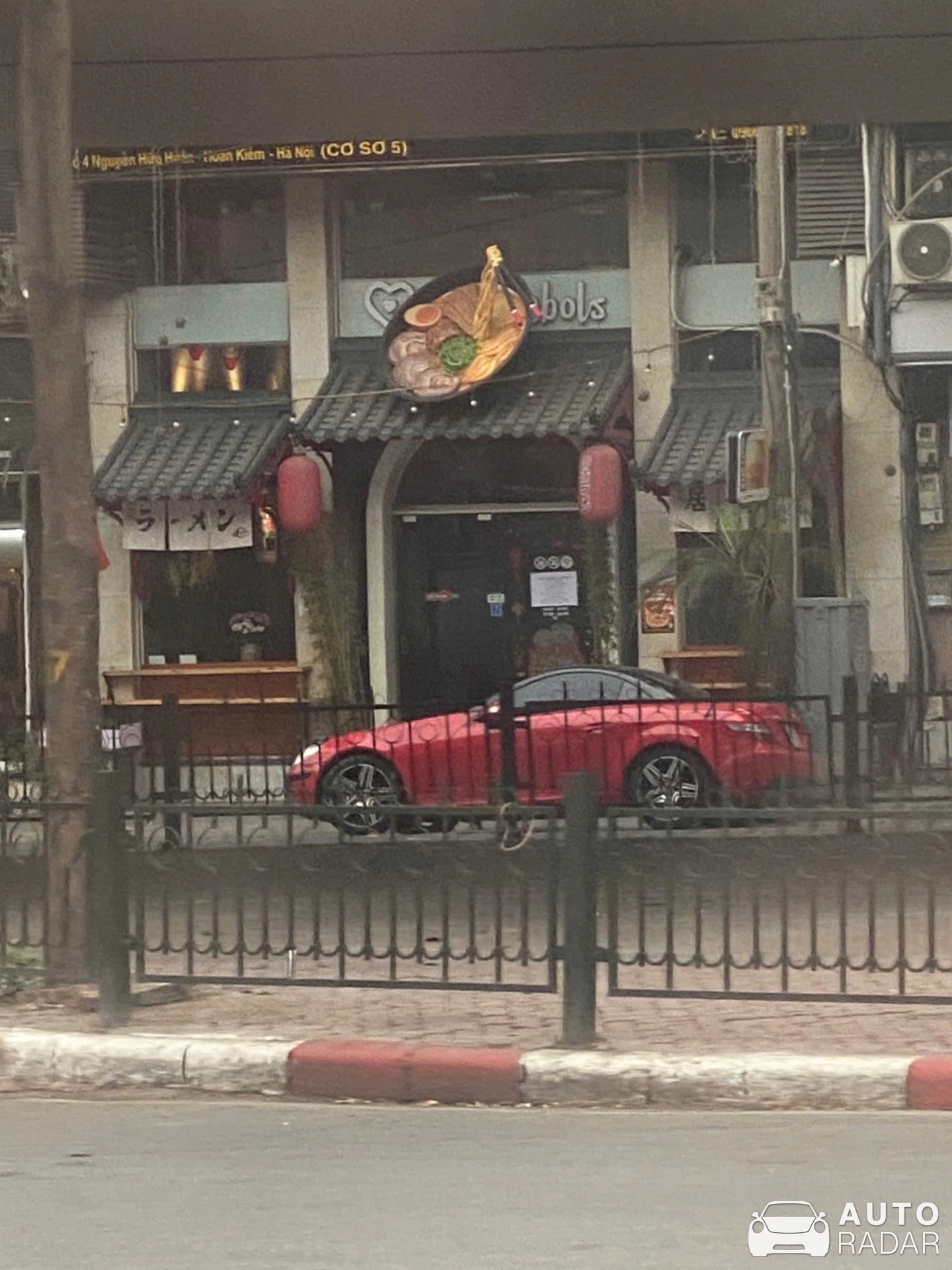 Mercedes-Benz SLK 55 AMG R172 spotted in Hanoi