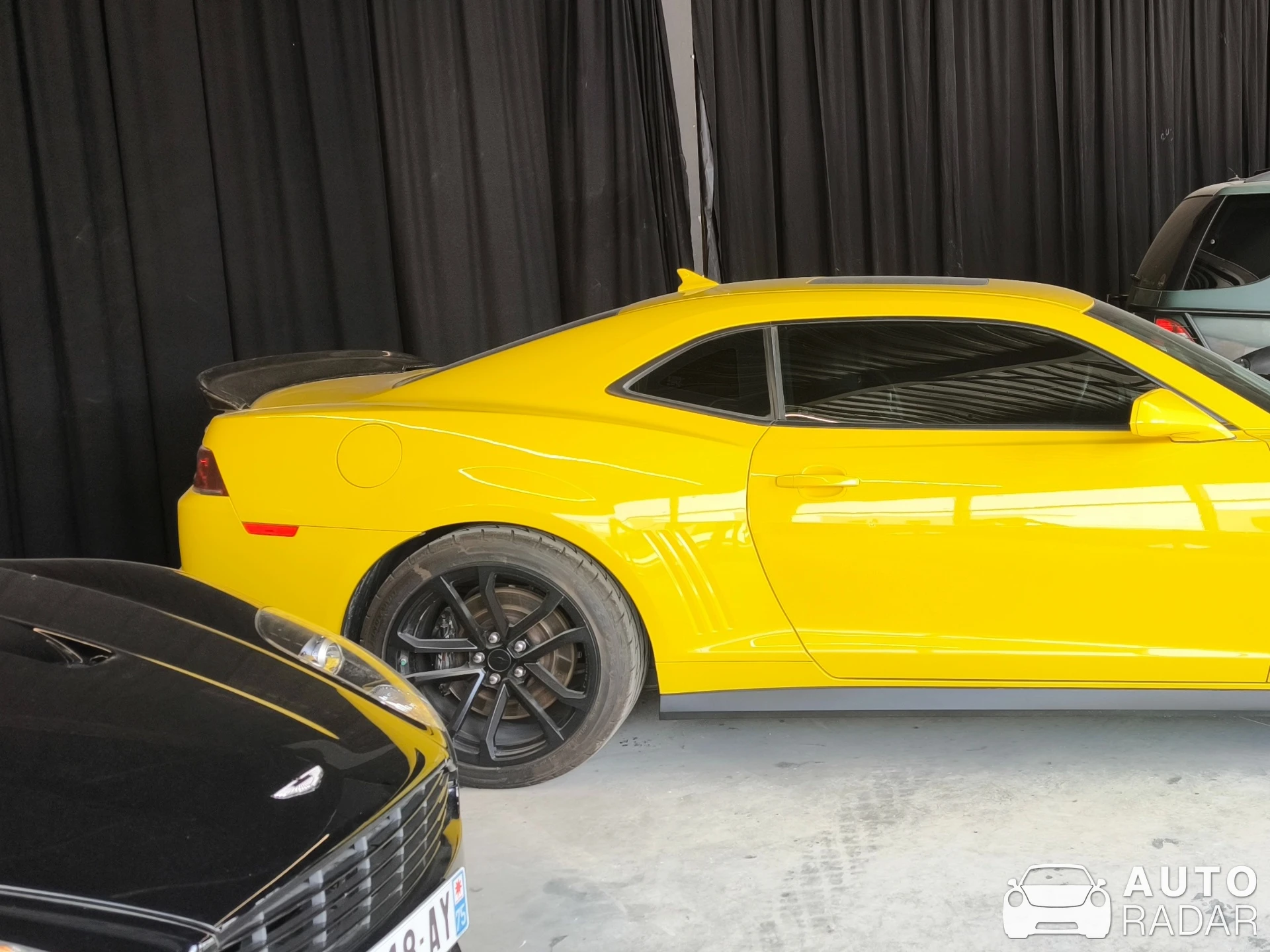 Chevrolet Camaro ZL1 spotted in Le Plessis-Pâté