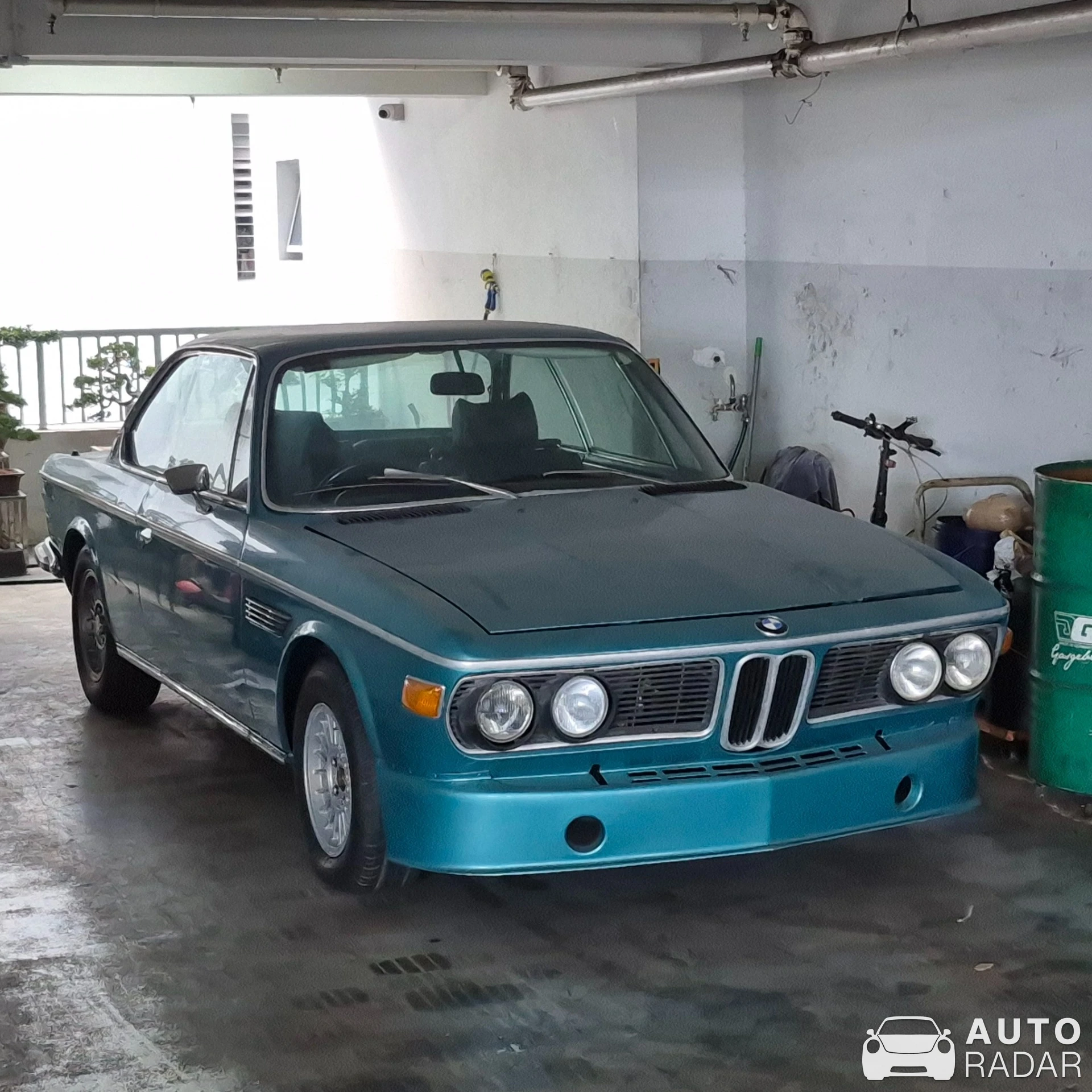 BMW 3.0 CSi E9 spotted in Singapore