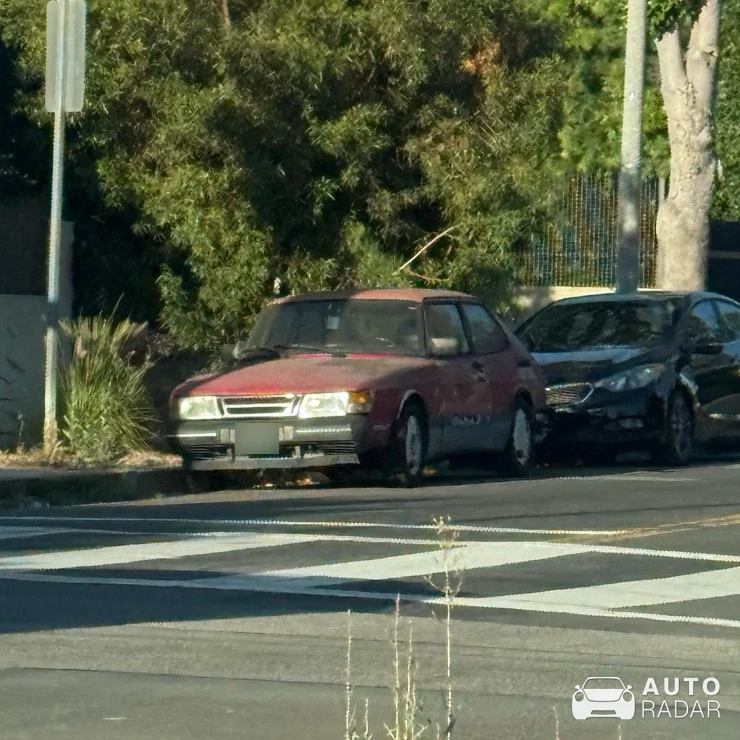 Saab 9000 spotted in Los Angeles