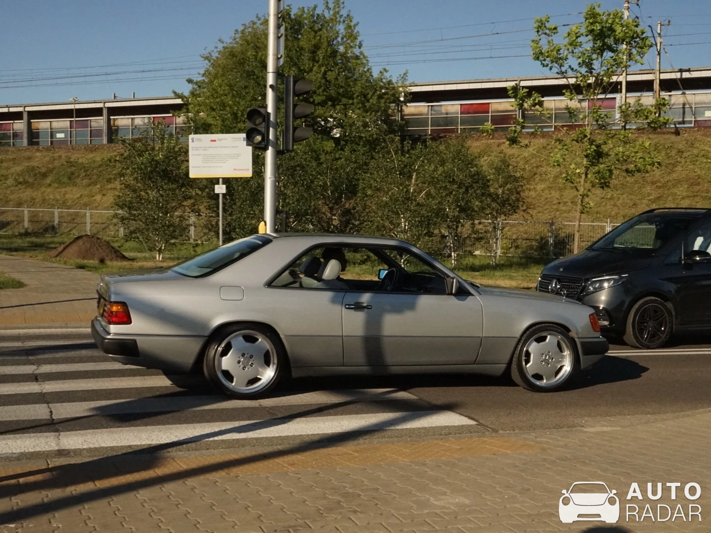 Mercedes-Benz 300CE spotted in Varsova