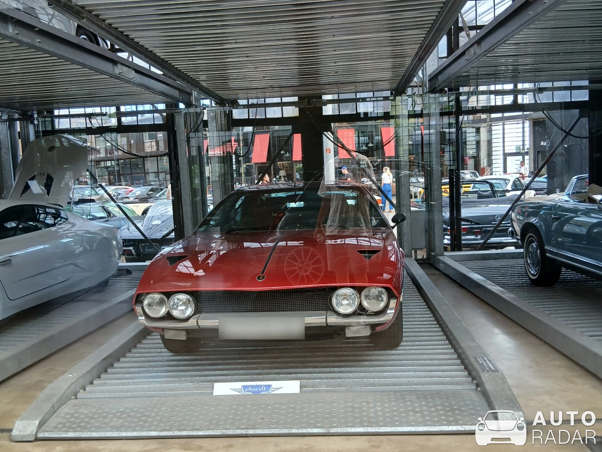 Lamborghini Espada spotted in Düsseldorf
