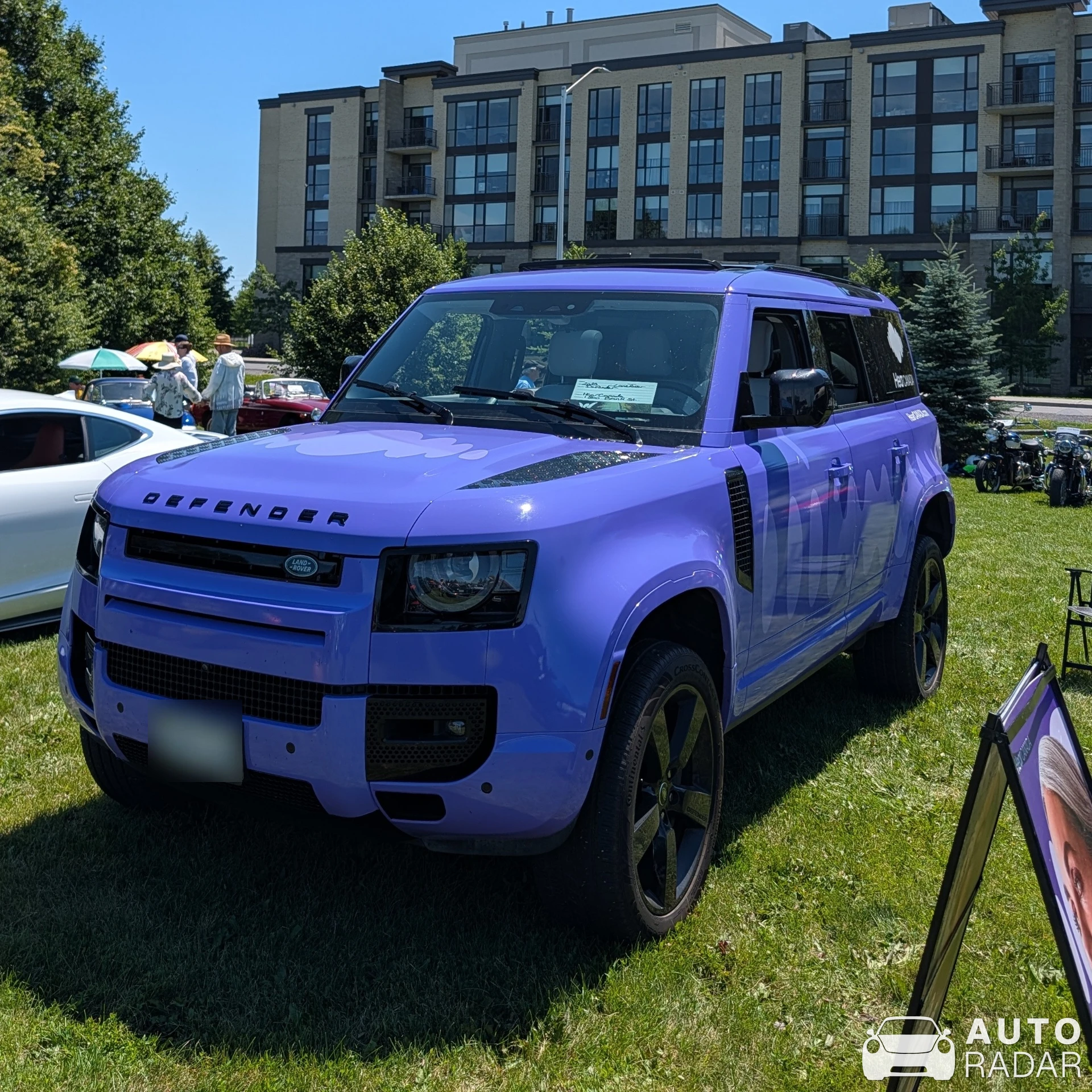 Land Rover Defender 110 spotted in Nepean