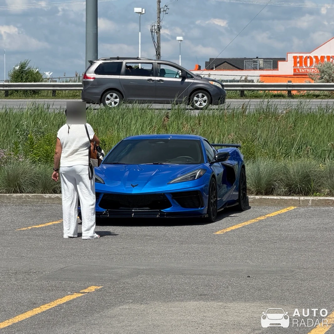 Chevrolet Corvette C8 spotted in Terrebonne