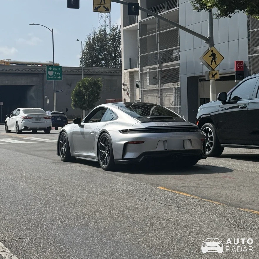 Porsche 992 GT3 Touring MkII spotted in Los Angeles