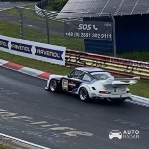 Porsche 930 Turbo spotted in Egmond aan Zee