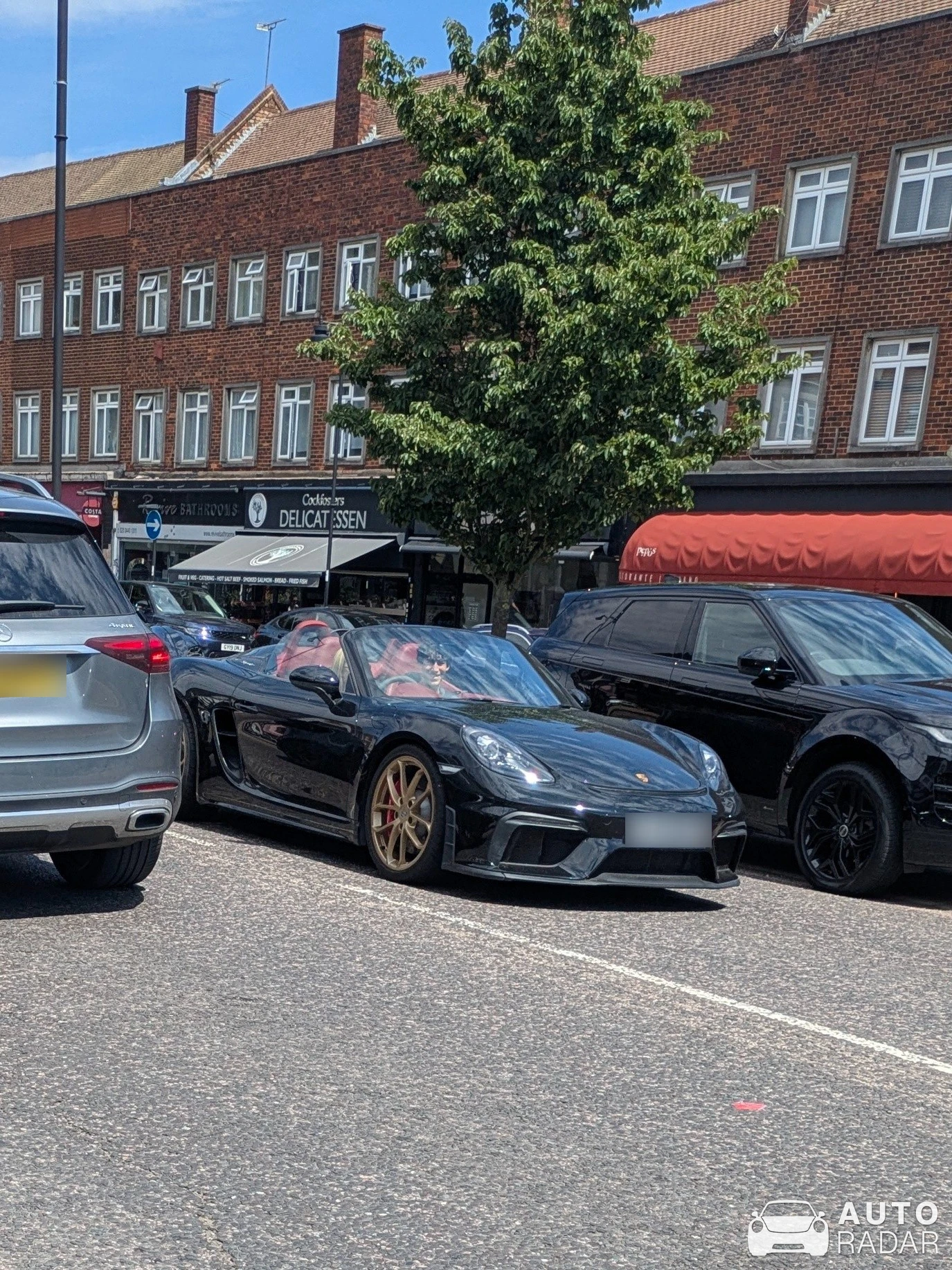 Porsche 718 Spyder spotted in Welwyn Garden City