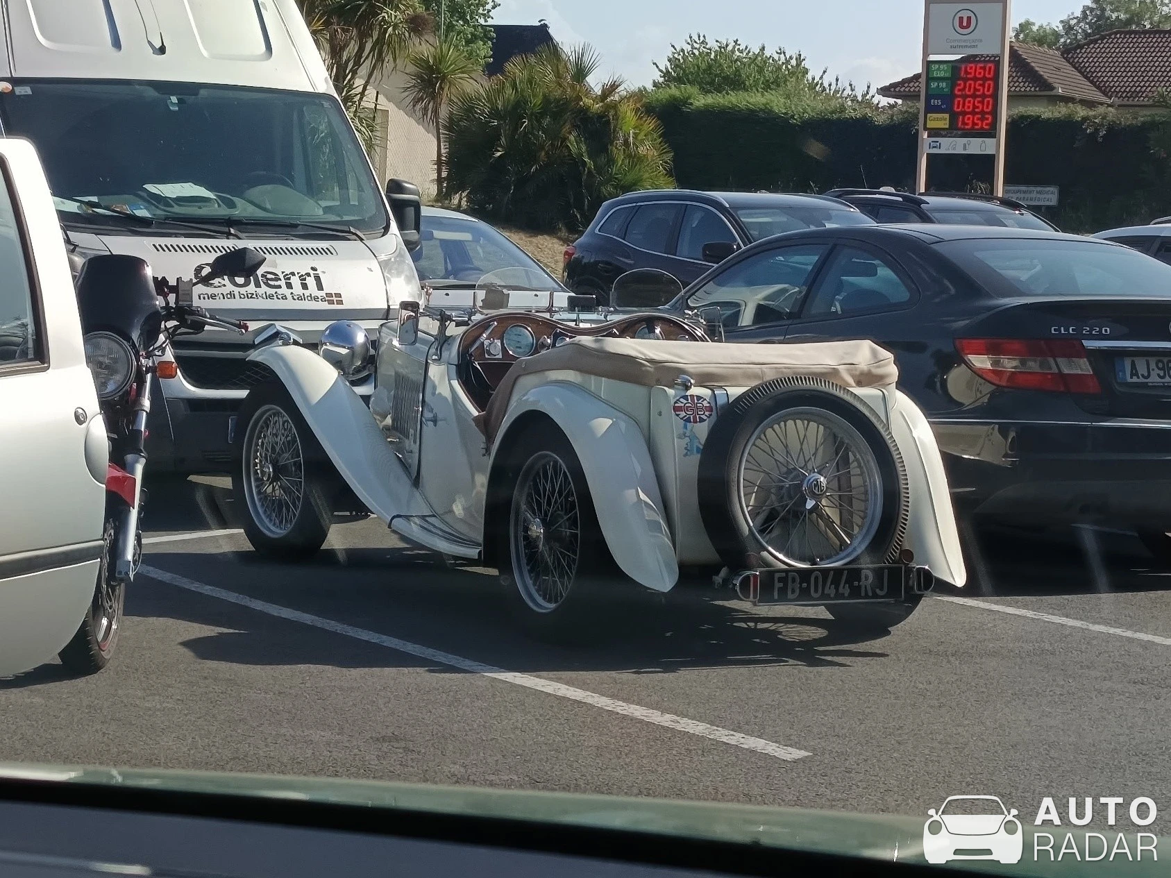 MG TC spotted in Morlaàs