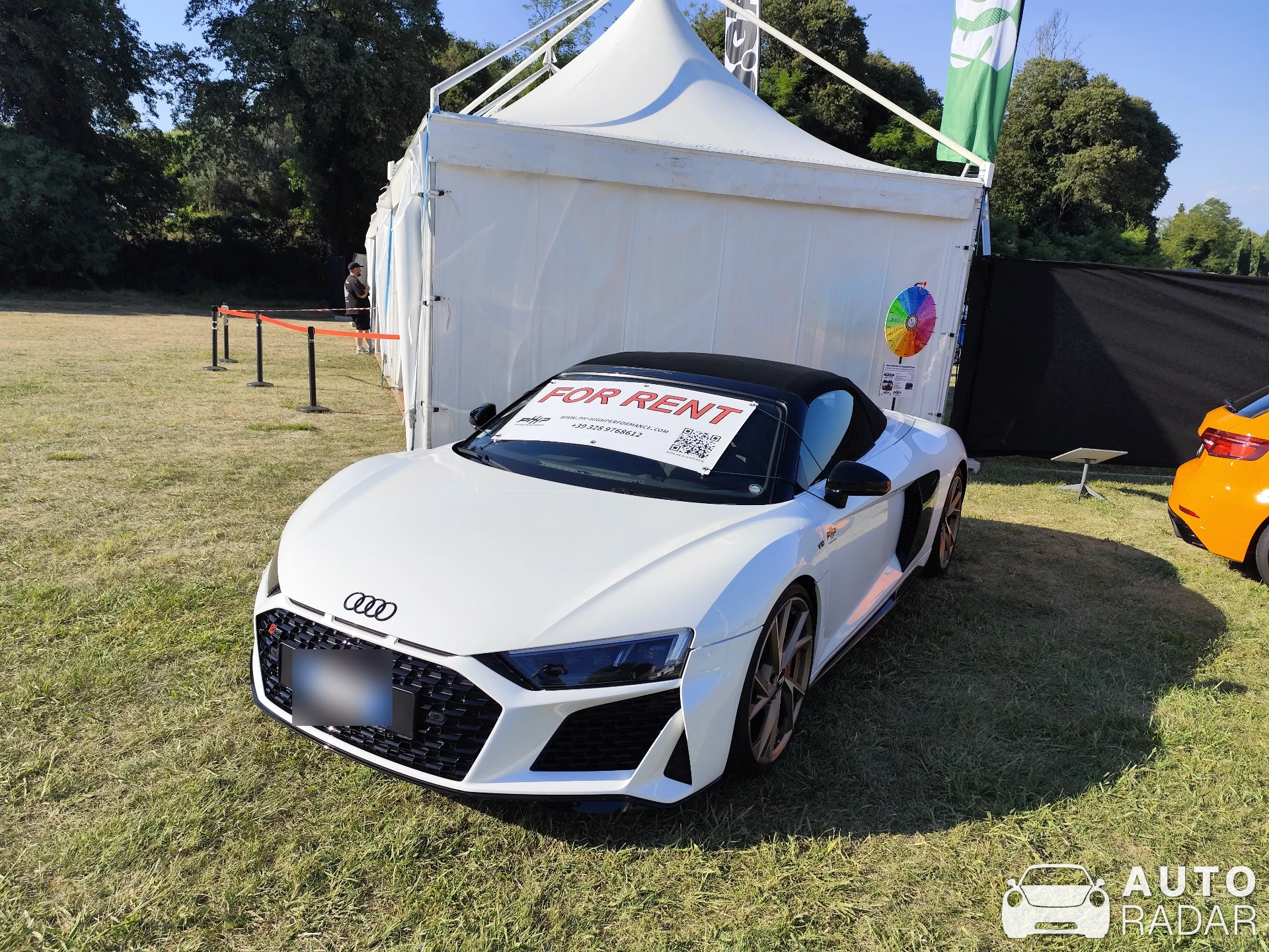 Audi R8 V10 Spyder spotted in Monzambano