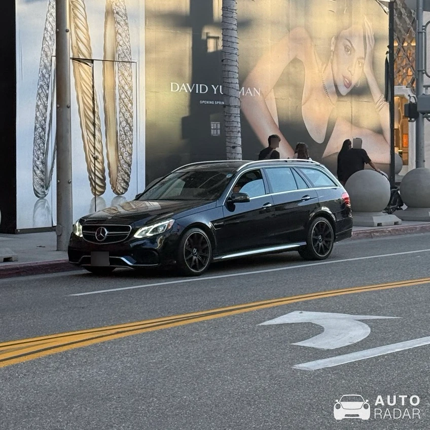 Mercedes-Benz E 63 AMG S Estate S212 spotted in Beverly Hills