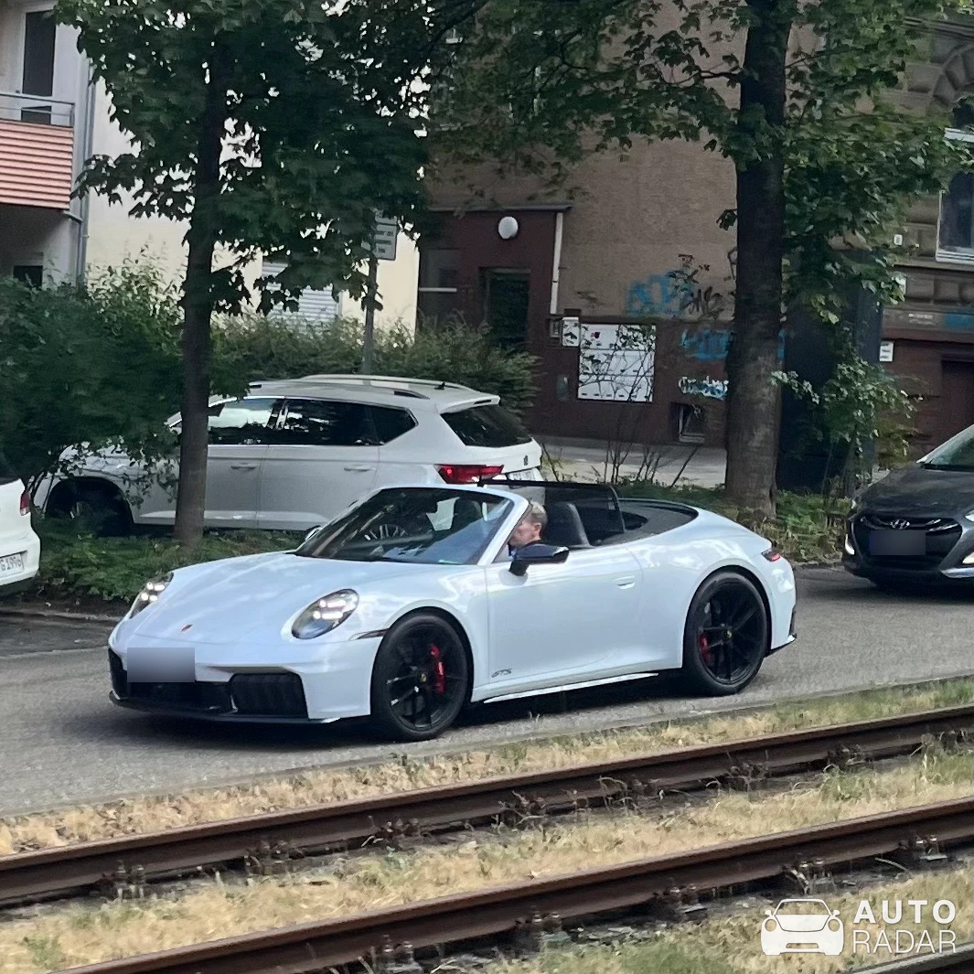 Porsche 992 Carrera GTS Cabriolet MkI spotted