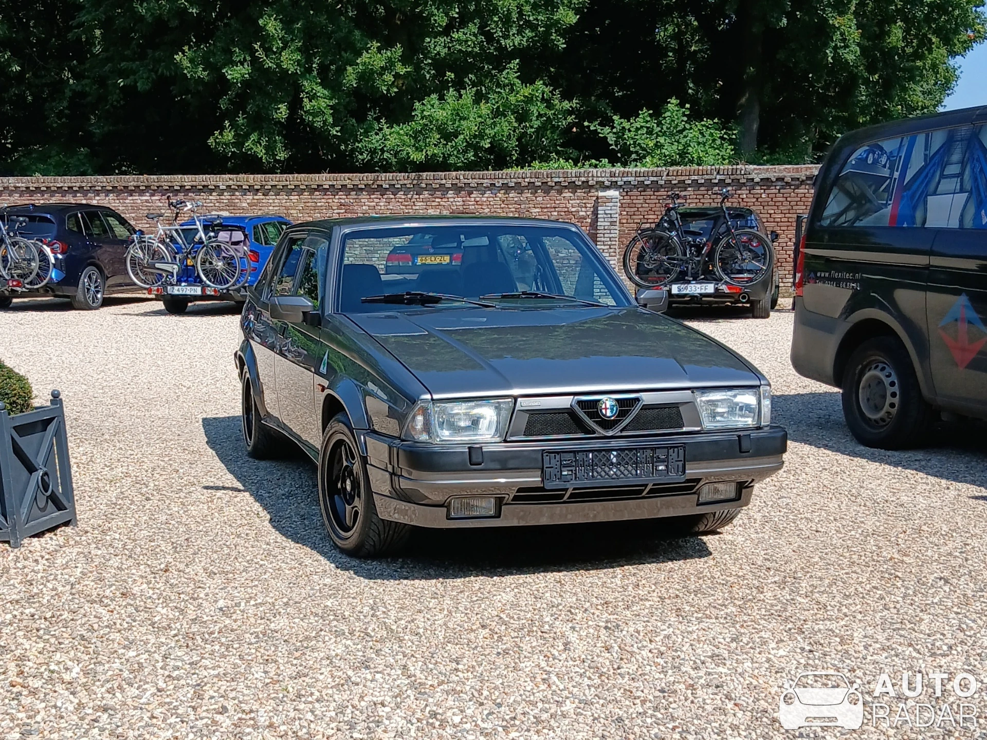 Alfa Romeo 75 spotted in Brummen