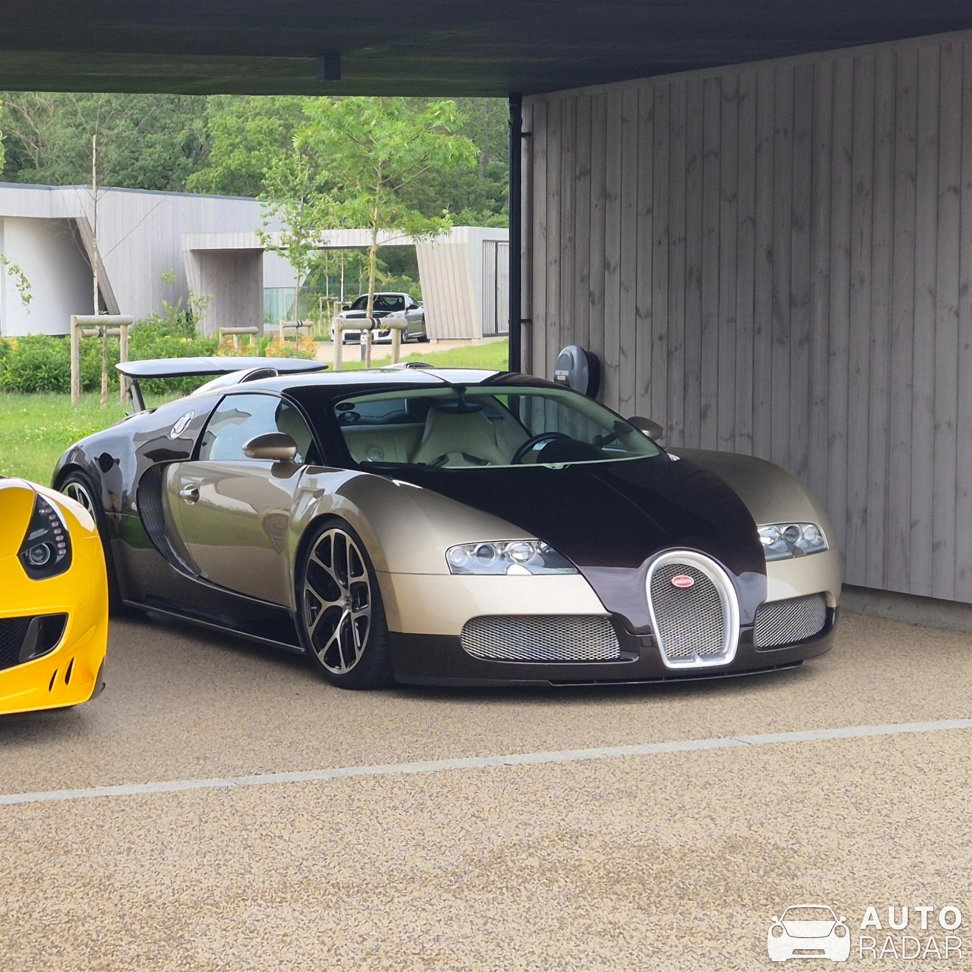 Bugatti Veyron 16.4 Grand Sport spotted in Towcester