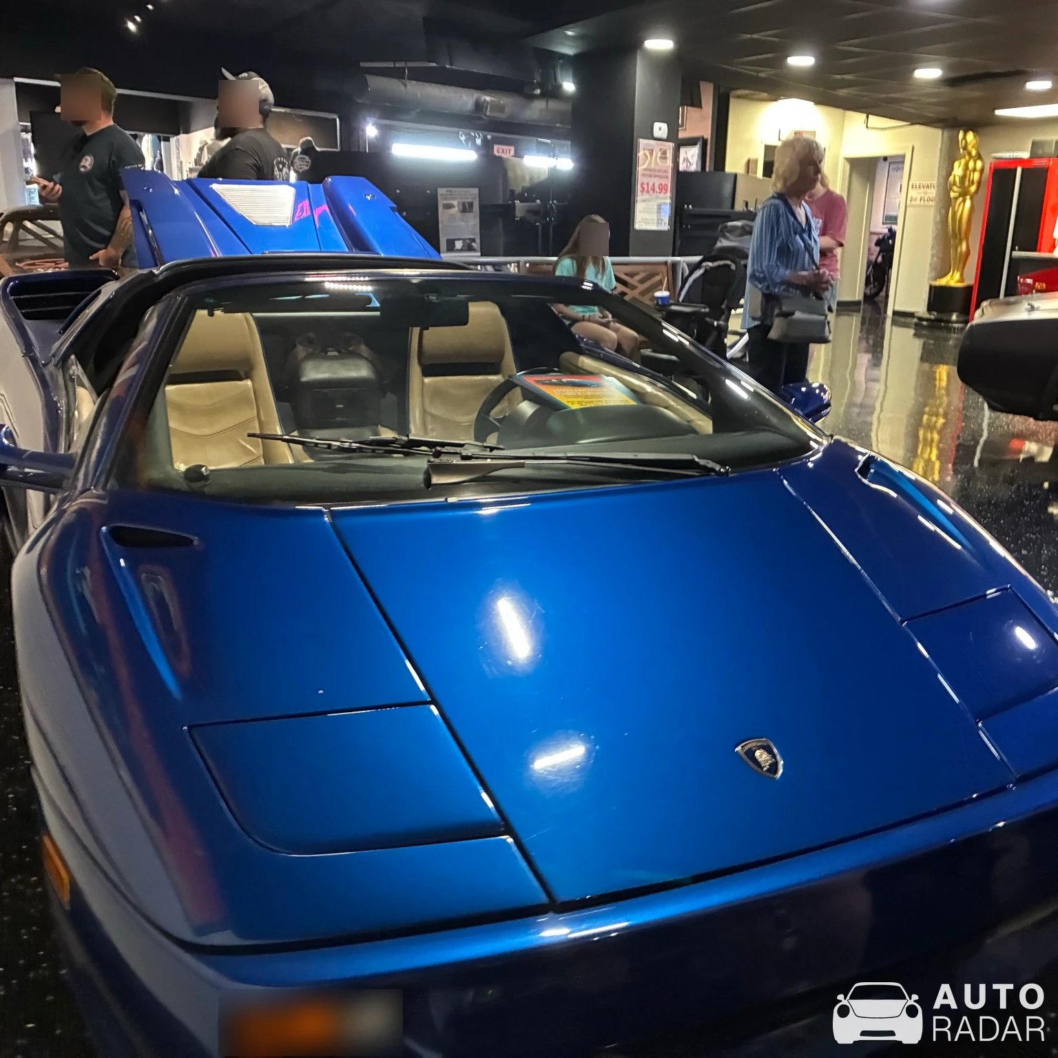 Lamborghini Diablo VT Roadster spotted in Gatlinburg