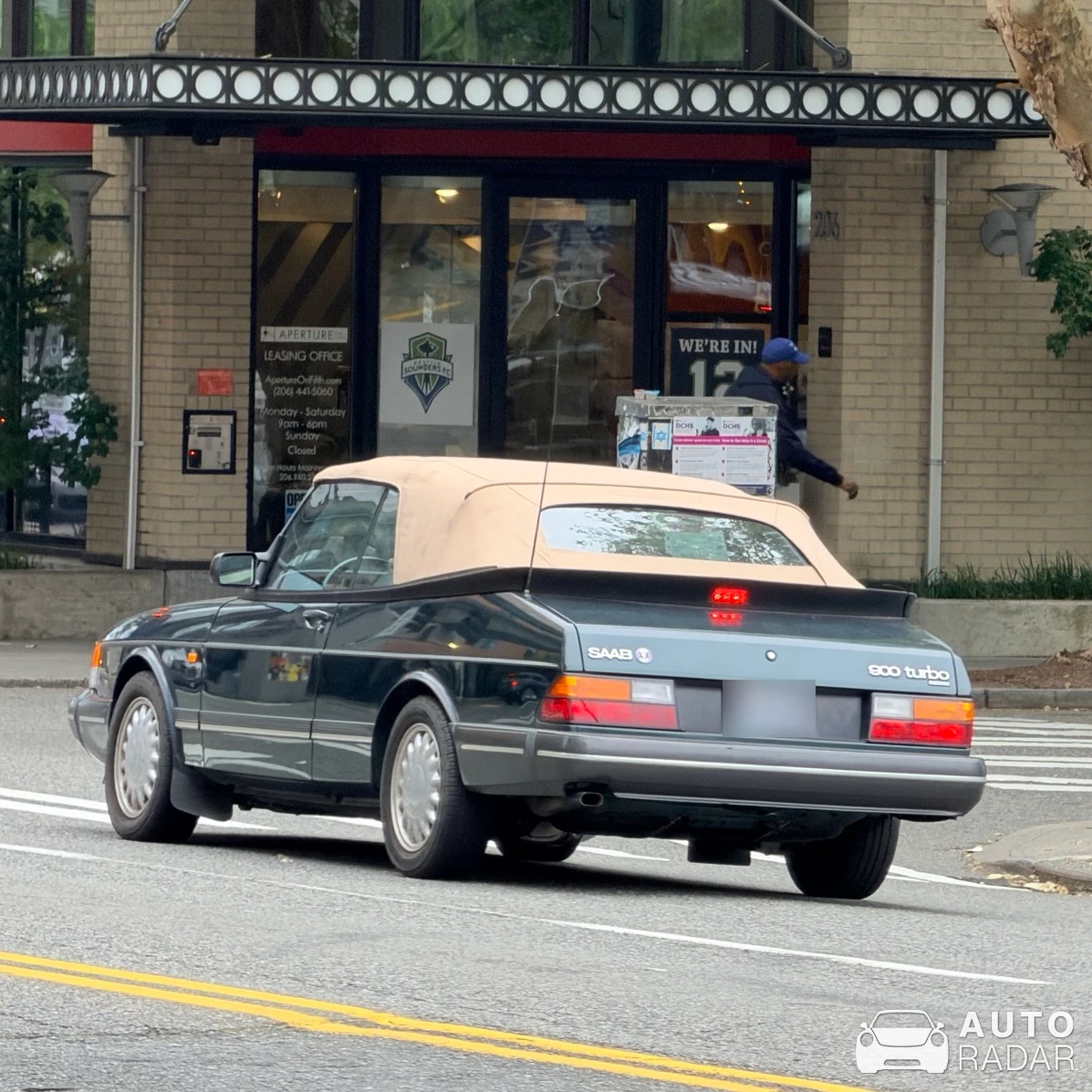 Saab 900S Turbo Cabriolet spotted in Seattle