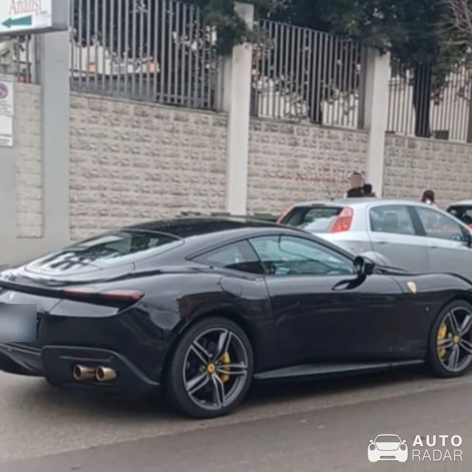 Ferrari Roma spotted in Marina di Pulsano, Italy