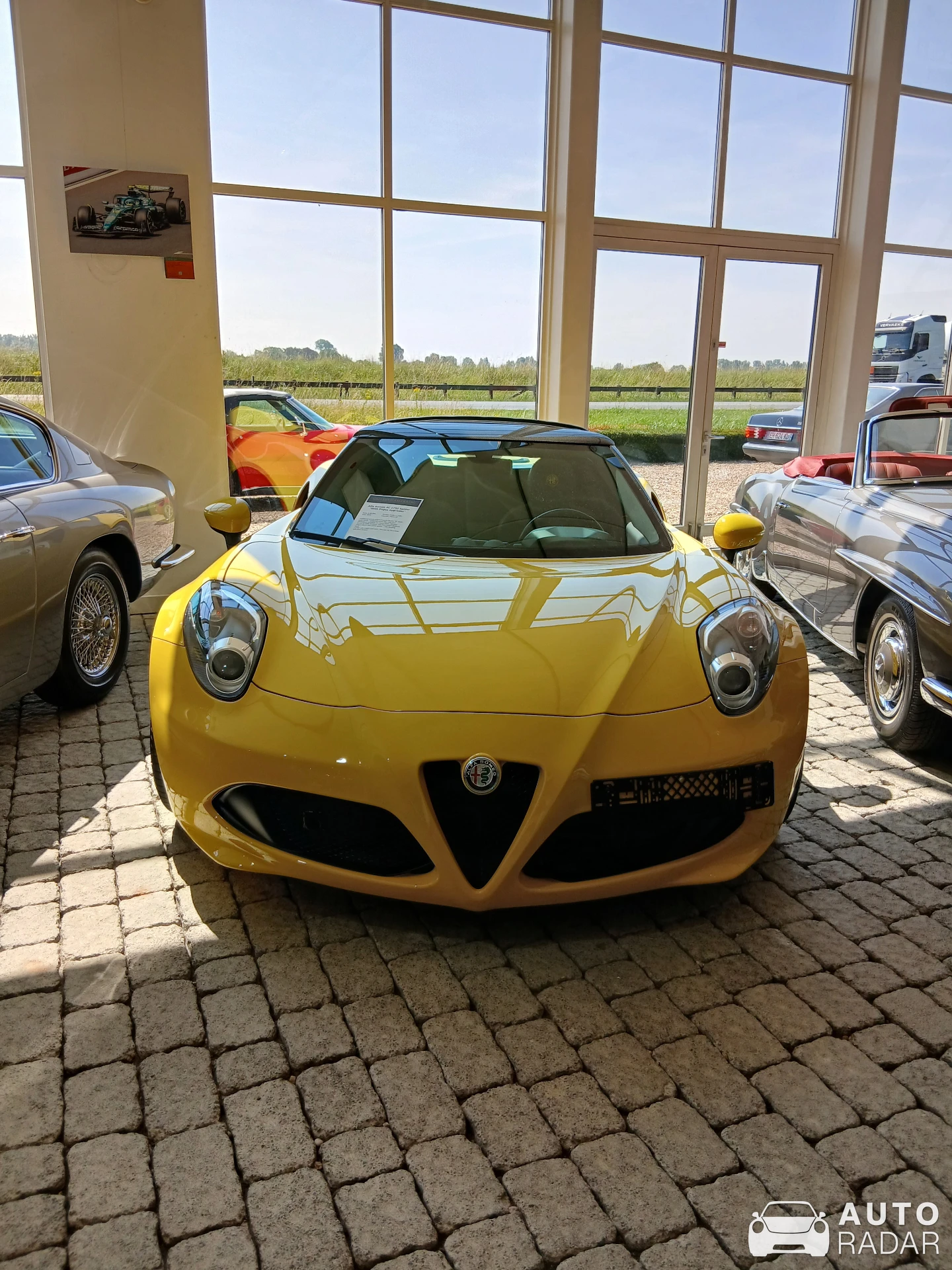 Alfa Romeo 4C Spider spotted in Brummen