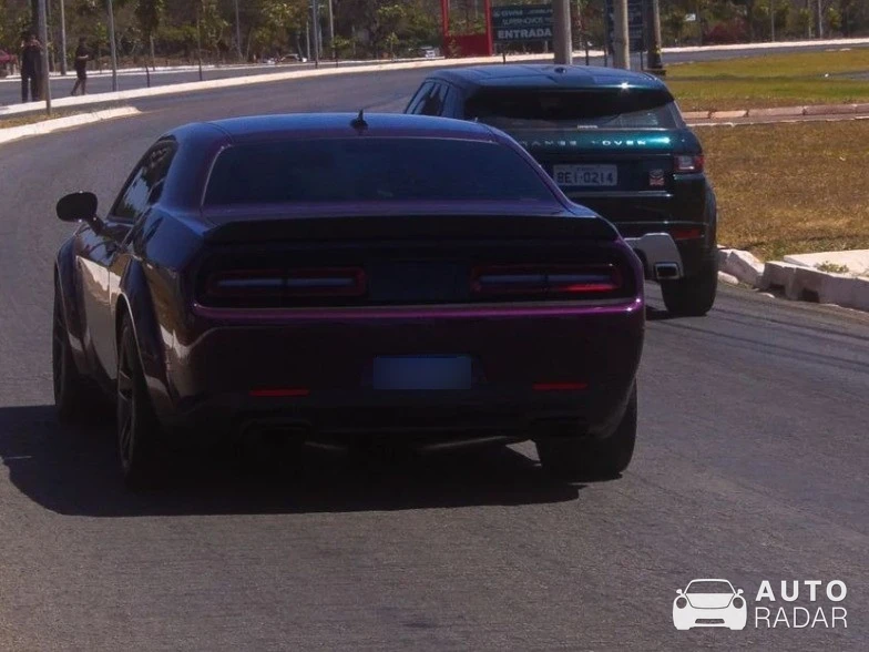Dodge Challenger SRT Hellcat Widebody spotted in Brasília, Brazil